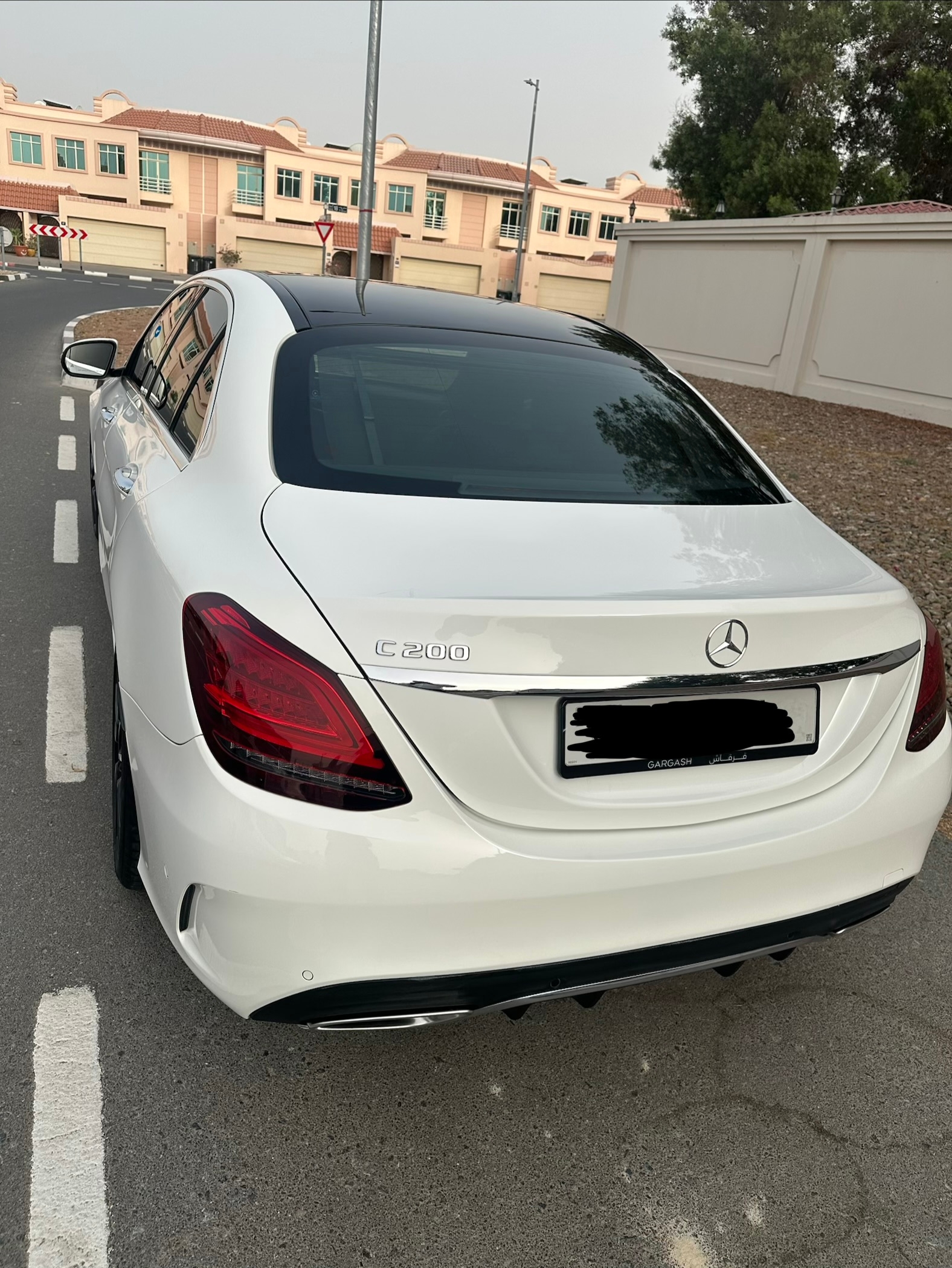Bianca Mercedes Benz C Class 2020